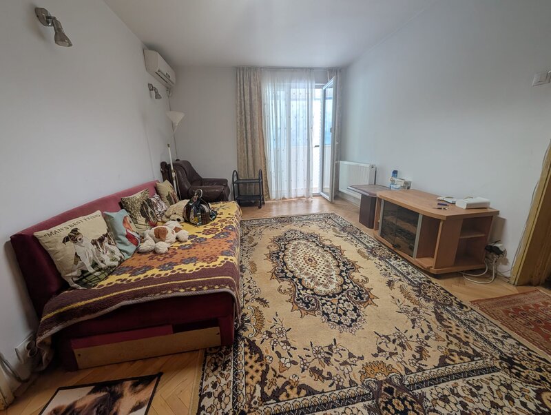 Titan, metrou (Aleea Barajul Bistritei), apartament 4 camere.