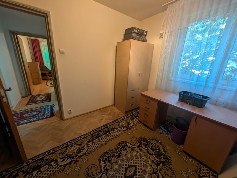 Titan, metrou (Aleea Barajul Bistritei), apartament 4 camere.